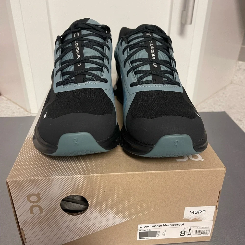 On Cloudrunner 2 - Waterproof Men’s Shoes - Black/Tile 52.98638 - Sz 8 - NIB